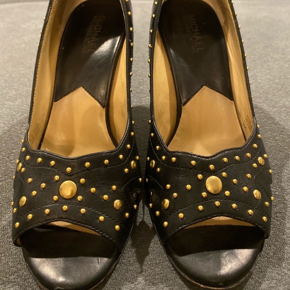 Michael Kors heels - Picture 2 of 4